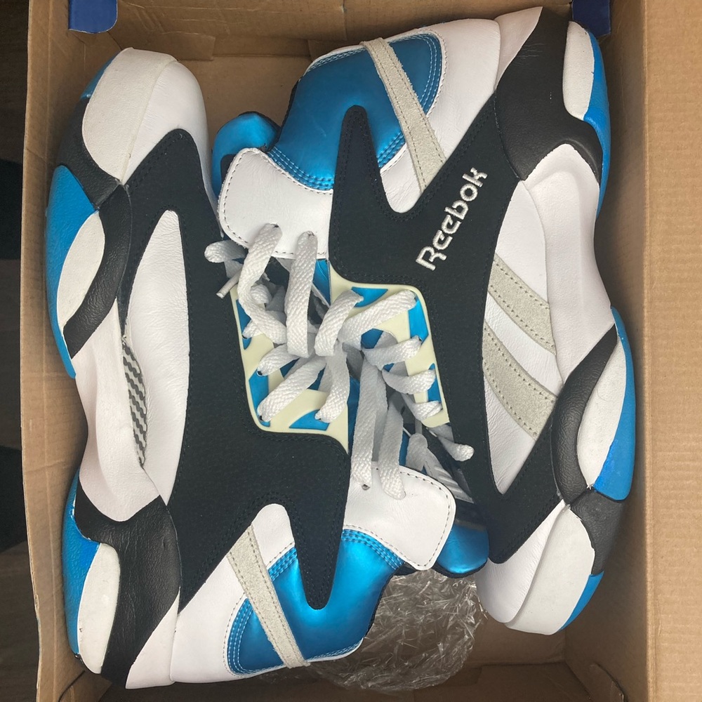 Reebok Shaq Attaq, like new, original box, 2012 edition.